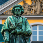 Un día como hoy: Beethoven estrenó «La Novena», la sinfonía que cambió la música