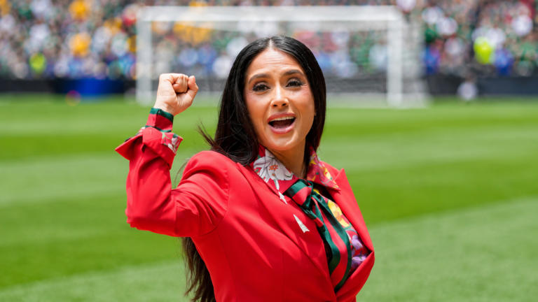 Salma Hayek apostó por Gucci para la inauguración de la Copa Mundial 2026