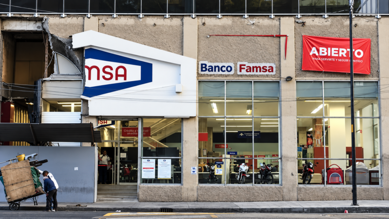 Grupo Famsa o cómo los ahorros de personas eran una alcancía privada